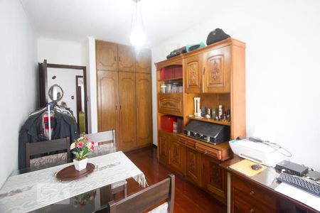 Casa à venda com 308m², 5 quartos e 2 vagasQuarto 1