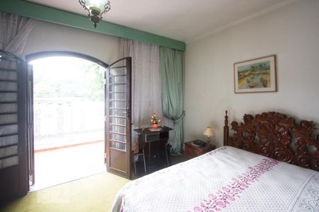 Casa à venda com 308m², 5 quartos e 2 vagasSuíte 2