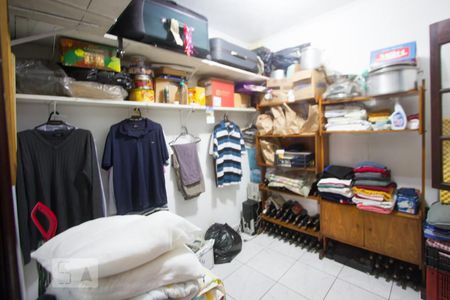 Casa à venda com 308m², 5 quartos e 2 vagasQuarto de Serviço