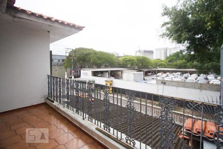 Casa à venda com 308m², 5 quartos e 2 vagasVaranda Suíte 2