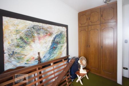 Casa à venda com 308m², 5 quartos e 2 vagasQuarto 2