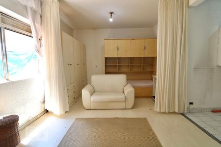 Sala/Quarto de kitnet/studio para alugar com 1 quarto, 60m² em Consolação, São Paulo