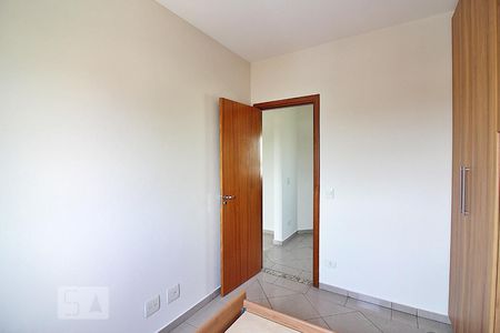 Apartamento à venda com 90m², 3 quartos e 2 vagasQuarto 2 