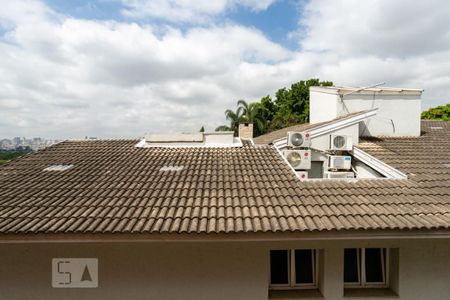 Casa à venda com 796m², 4 quartos e 6 vagas Casa à venda com 796m², 4 quartos e 6 vagasVista da Suíte 4