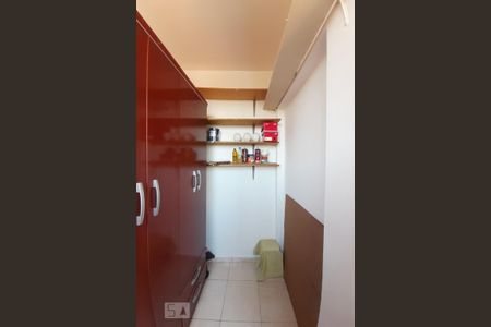 Apartamento à venda com 80m², 2 quartos e 1 vaga Apartamento à venda com 80m², 2 quartos e 1 vagaQuarto de Serviço