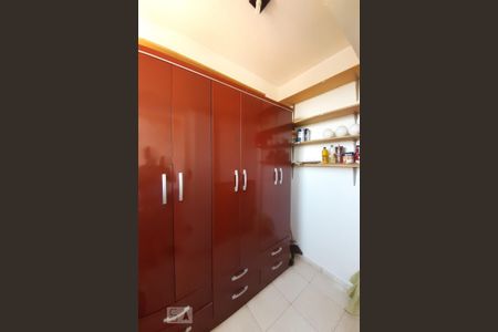 Apartamento à venda com 80m², 2 quartos e 1 vaga Apartamento à venda com 80m², 2 quartos e 1 vagaQuarto de Serviço