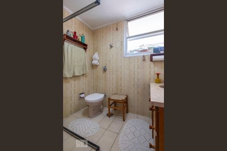 Apartamento à venda com 120m², 2 quartos e 2 vagas Apartamento à venda com 120m², 2 quartos e 2 vagasBanheiro