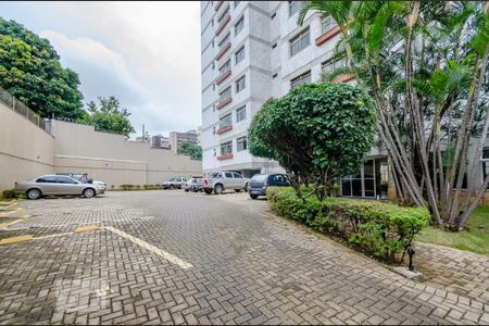 Apartamento à venda com 172m², 4 quartos e 2 vagas Apartamento à venda com 172m², 4 quartos e 2 vagasGaragem
