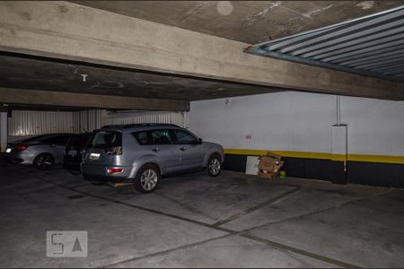 Apartamento à venda com 172m², 4 quartos e 2 vagas Apartamento à venda com 172m², 4 quartos e 2 vagasGaragem