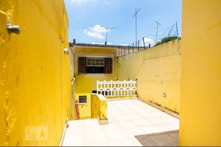 Casa à venda com 101m², 2 quartos e 1 vaga Casa à venda com 101m², 2 quartos e 1 vagaQuintal