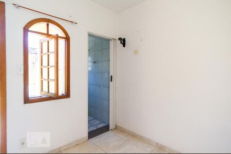 Casa à venda com 101m², 2 quartos e 1 vaga Casa à venda com 101m², 2 quartos e 1 vagaEdícula