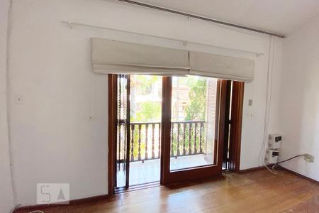 Casa à venda com 239m², 3 quartos e 2 vagasQuarto 4 Suíte