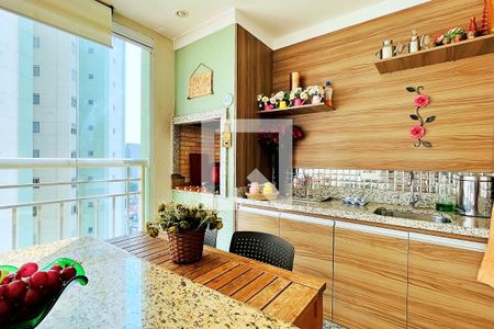 Apartamento à venda com 127m², 3 quartos e 3 vagas Apartamento à venda com 127m², 3 quartos e 3 vagasVaranda Gourmet