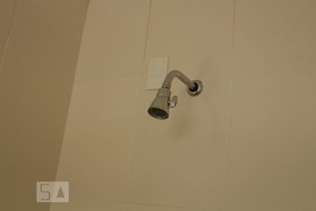 Casa à venda com 180m², 3 quartos e 3 vagasChuveiro