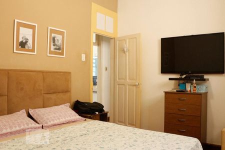 Casa à venda com 180m², 3 quartos e 3 vagasSuíte