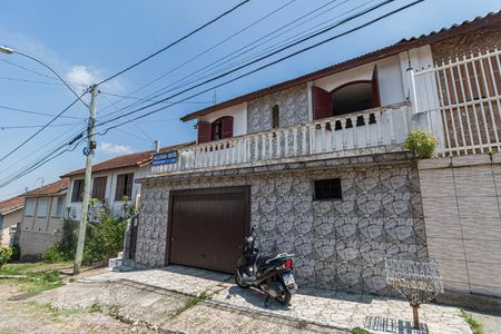 Casa à venda com 74m², 2 quartos e 1 vagaFachada