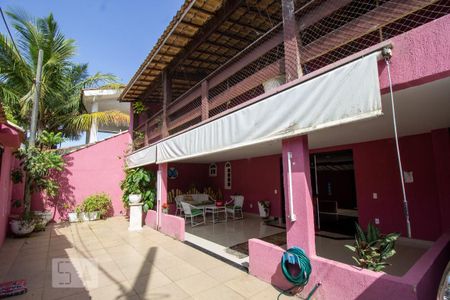 Casa de condomínio à venda com 370m², 4 quartos e 3 vagas Casa de condomínio à venda com 370m², 4 quartos e 3 vagasQuintal