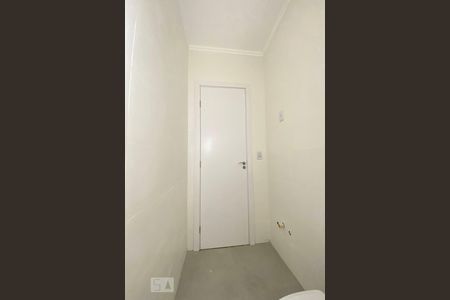 Casa de condomínio à venda com 108m², 3 quartos e 2 vagasBanheiro da Suíte