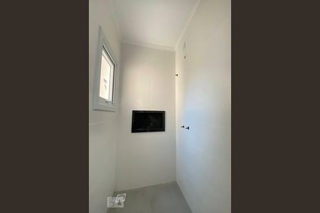 Casa de condomínio à venda com 108m², 3 quartos e 2 vagasBox do Banheiro 2