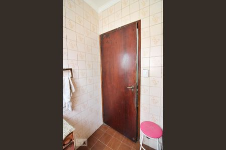 Casa à venda com 181m², 2 quartos e 4 vagasBanheiro Social