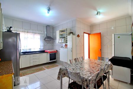 Casa à venda com 162m², 3 quartos e 4 vagasCozinha