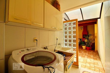 Casa à venda com 162m², 3 quartos e 4 vagasÁrea de Serviço