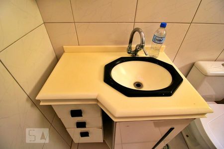 Casa à venda com 162m², 3 quartos e 4 vagasBanheiro da Suíte 1