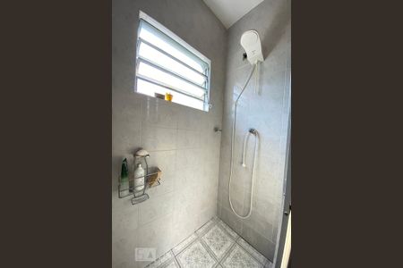 Casa à venda com 75m², 2 quartos e 2 vagasBanheiro 2