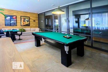 Studio à venda com 43m², 1 quarto e 1 vaga Studio à venda com 43m², 1 quarto e 1 vagaSalão de Jogos