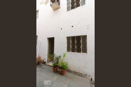 Casa de condomínio para alugar com 85m², 2 quartos e sem vaga Casa de condomínio para alugar com 85m², 2 quartos e sem vagaFachada