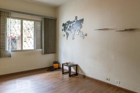 Casa à venda com 360m², 4 quartos e 6 vagas Casa à venda com 360m², 4 quartos e 6 vagasQuarto 3