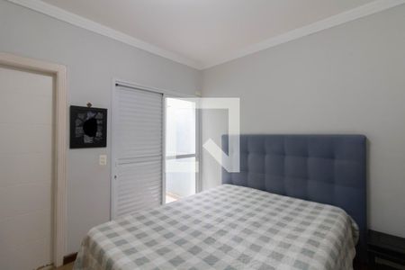 Casa à venda com 263m², 5 quartos e 3 vagasSuíte 3