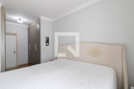 Casa à venda com 263m², 5 quartos e 3 vagasSuíte 1