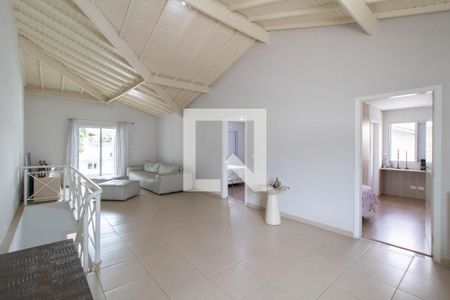 Casa à venda com 263m², 5 quartos e 3 vagasSótão