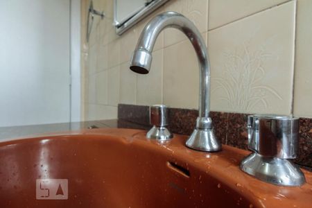 Casa à venda com 110m², 3 quartos e 1 vaga Casa à venda com 110m², 3 quartos e 1 vagaBanheiro 2