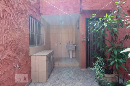 Casa à venda com 110m², 3 quartos e 1 vaga Casa à venda com 110m², 3 quartos e 1 vagaQuintal e Área de serviço