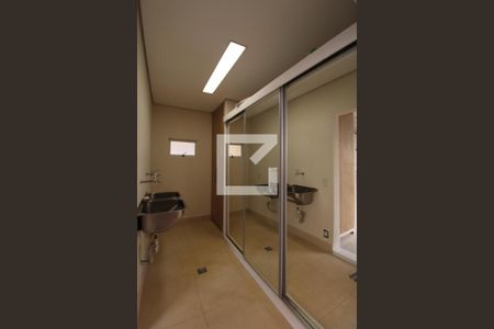 Casa à venda com 240m², 3 quartos e 4 vagasÁrea de Serviço