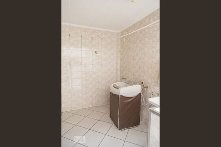 Casa à venda com 157m², 3 quartos e 3 vagas Casa à venda com 157m², 3 quartos e 3 vagasÁrea de Serviço