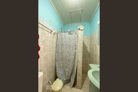 Casa à venda com 280m², 4 quartos e 4 vagasBanheiro 2