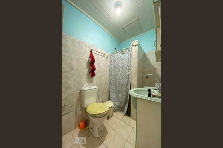 Casa à venda com 280m², 4 quartos e 4 vagasBanheiro 2