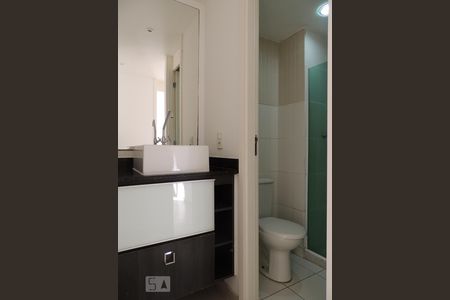 Banheiro Social de apartamento à venda com 2 quartos, 51m² em Recreio dos Bandeirantes, Rio de Janeiro