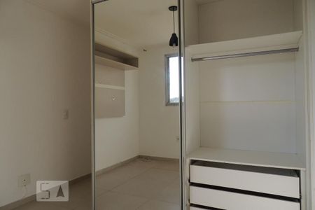 Apartamento à venda com 51m², 2 quartos e 1 vagaQuarto 2 - Armários