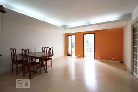 Sala de apartamento para alugar com 3 quartos, 136m² em Itaim Bibi, São Paulo