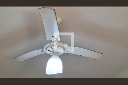 Detalhe do quarto de apartamento para alugar com 2 quartos, 54m² em Guilhermina, Praia Grande