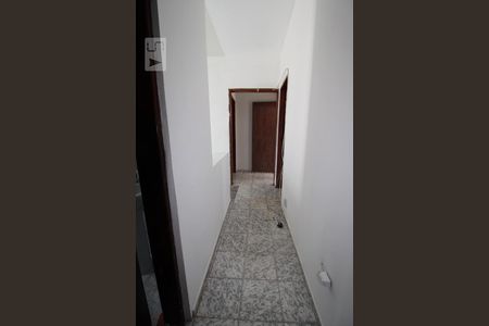 Casa à venda com 225m², 5 quartos e 3 vagasCorredor (piso superior)