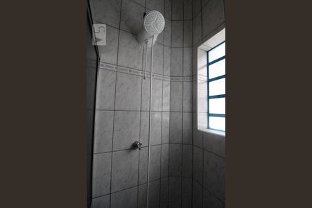 Casa à venda com 225m², 5 quartos e 3 vagasBanheiro Social (piso inferior)