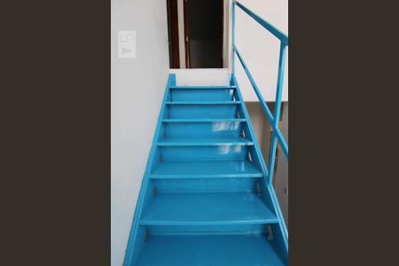 Casa à venda com 225m², 5 quartos e 3 vagasEscada