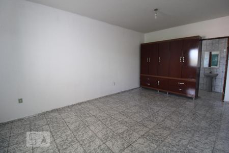 Casa à venda com 225m², 5 quartos e 3 vagasQuarto 4 suíte (piso superior)