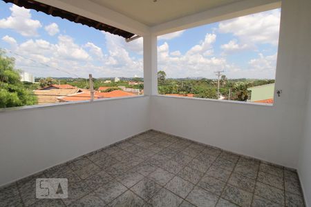 Casa à venda com 225m², 5 quartos e 3 vagasVaranda 