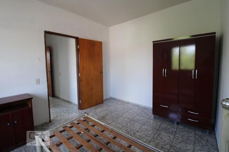 Casa à venda com 225m², 5 quartos e 3 vagasQuarto 2 (piso superior)